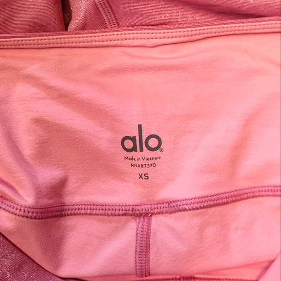 ALO Yoga High Waist Glitter Biker Shorts - Picture 6 of 7